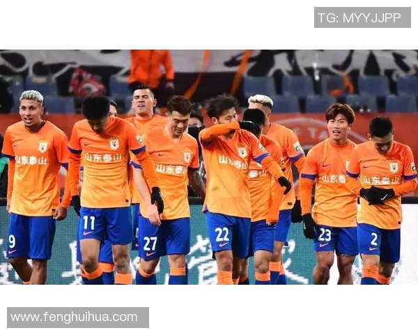 中超赛季中段换帅潮涌现,多队调整战术风格